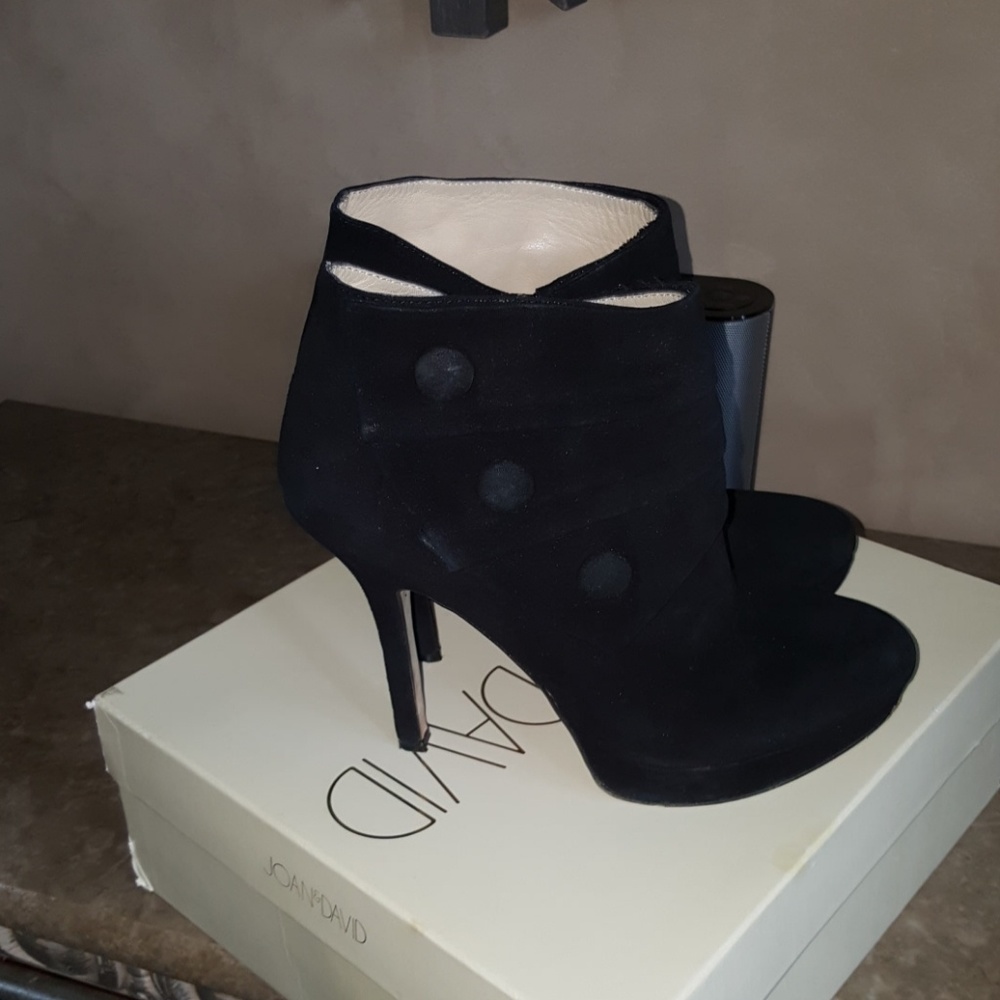 Joan&David Booties